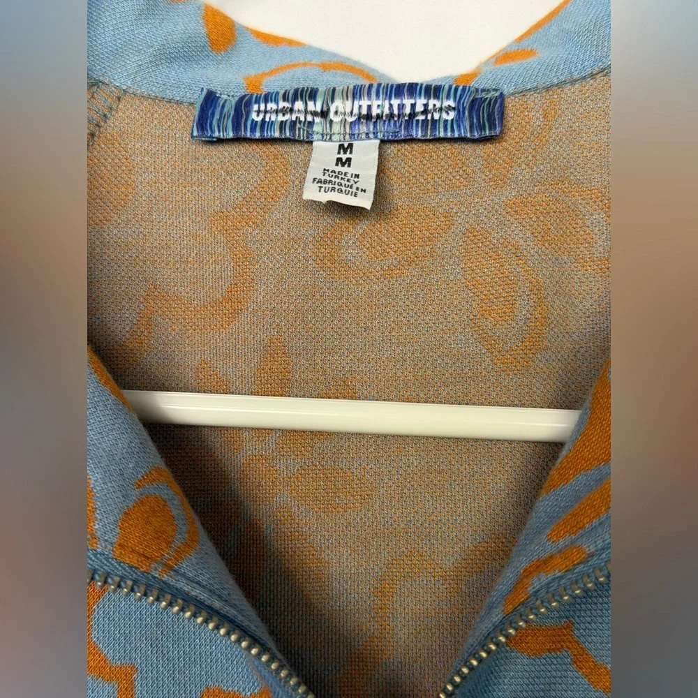 Vintage-Inspired 70s Blue & Orange Floral Zip-Front Women's flare mini Dress - Picture 2 of 4